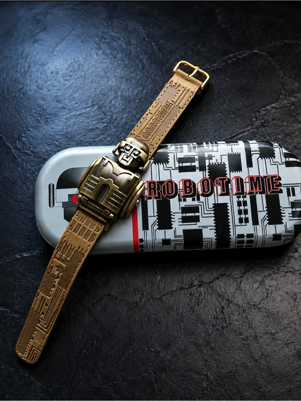 Robotime Gold-Tone Men’s Strap quartz Watch with Tan Band